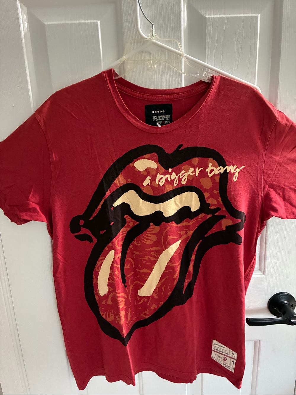 Official Riff Stars The Rolling Stones "A Bigger Bang" Graphic T-Shirt - Size M